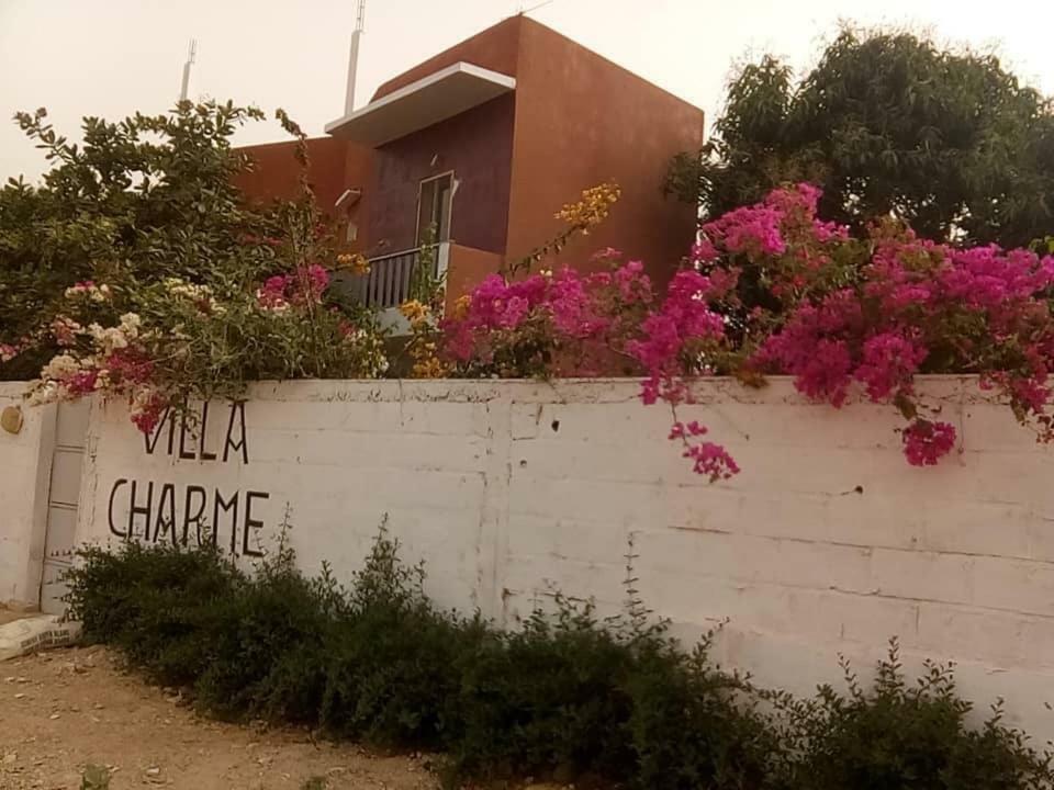 Villa Charme Сомоне Екстериор снимка